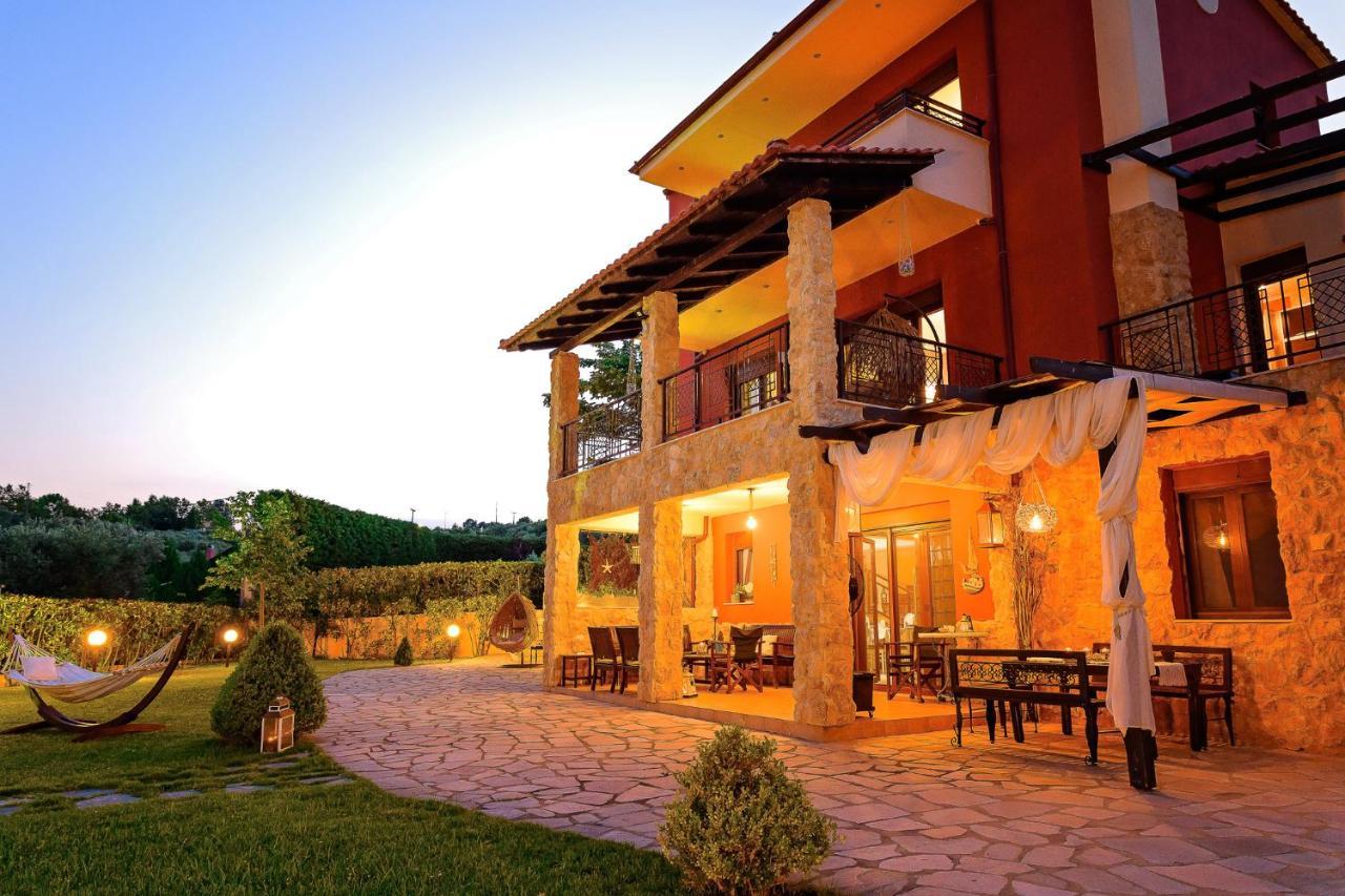 Villa Mariellie เนอาเปรามอส ภายนอก รูปภาพ