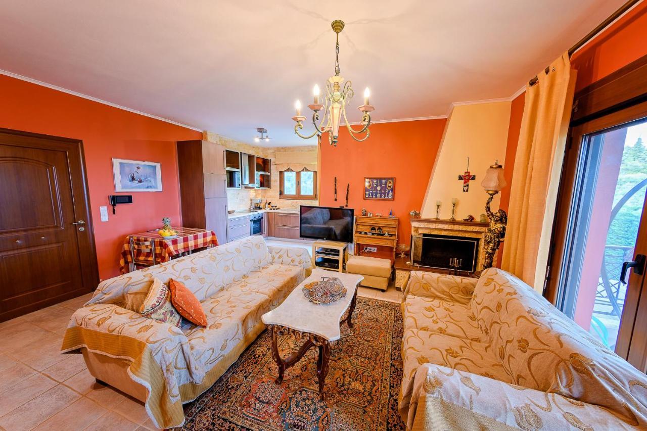 Villa Mariellie เนอาเปรามอส ภายนอก รูปภาพ
