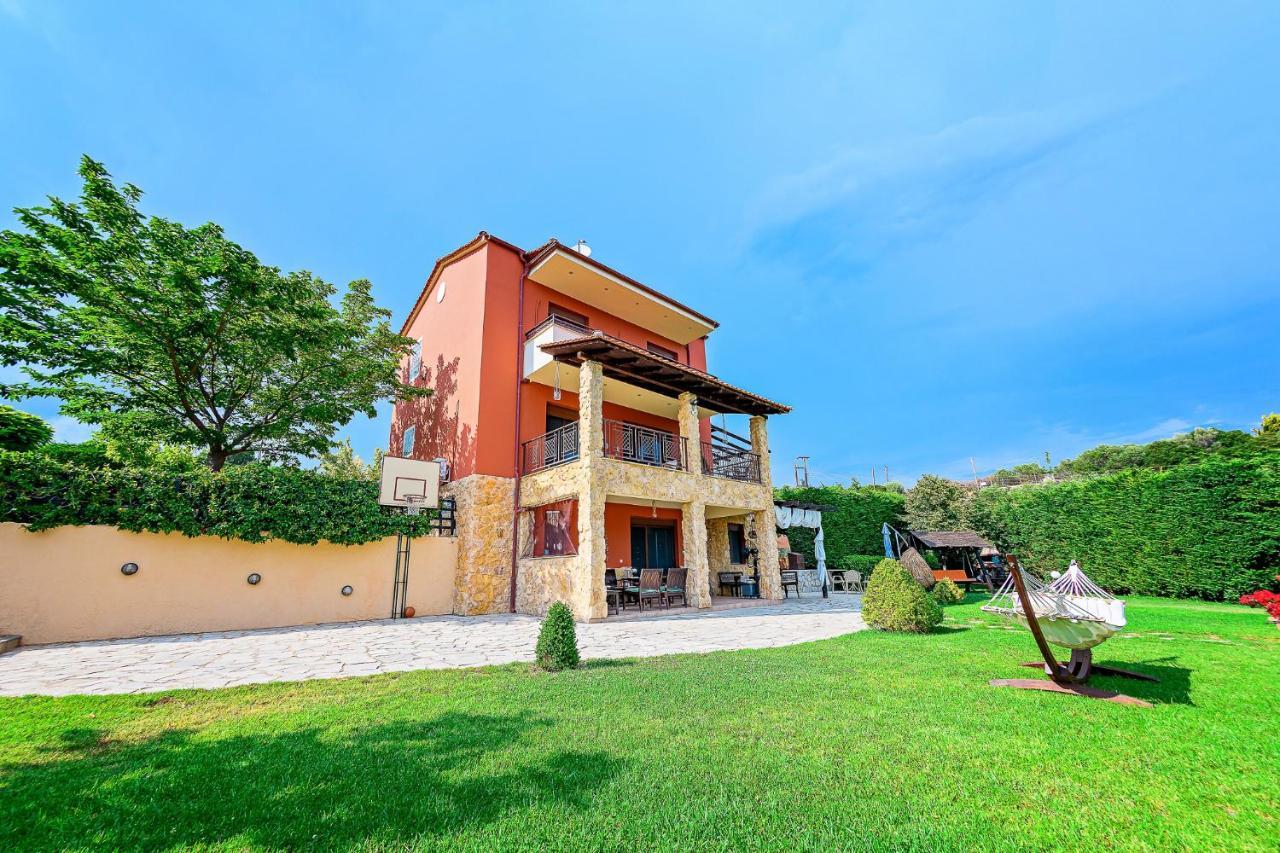 Villa Mariellie เนอาเปรามอส ภายนอก รูปภาพ
