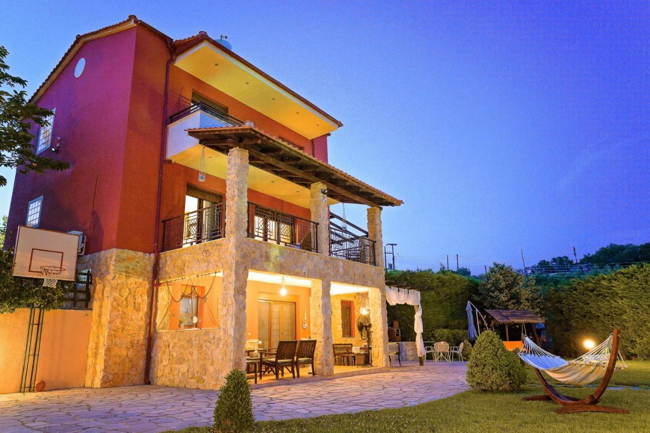 Villa Mariellie เนอาเปรามอส ภายนอก รูปภาพ